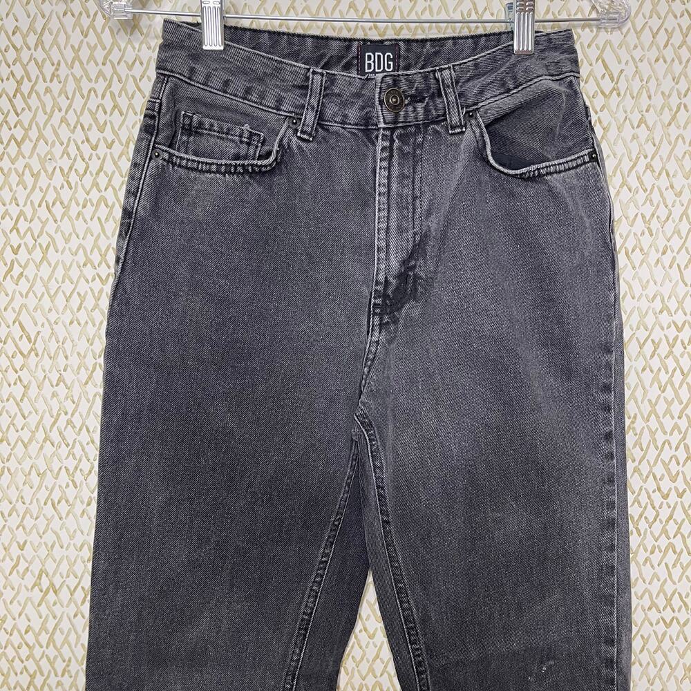 Urban Outfitters BDG Dark Gray 100 % Cotton High Rise Mom Jeans  Size 25